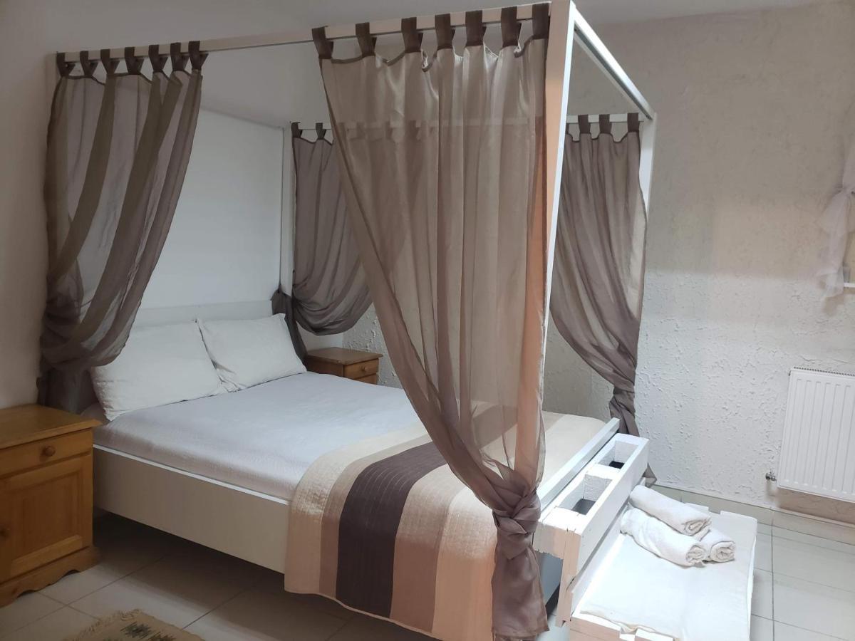 Aqua Apartman Máréfalva Kültér fotó